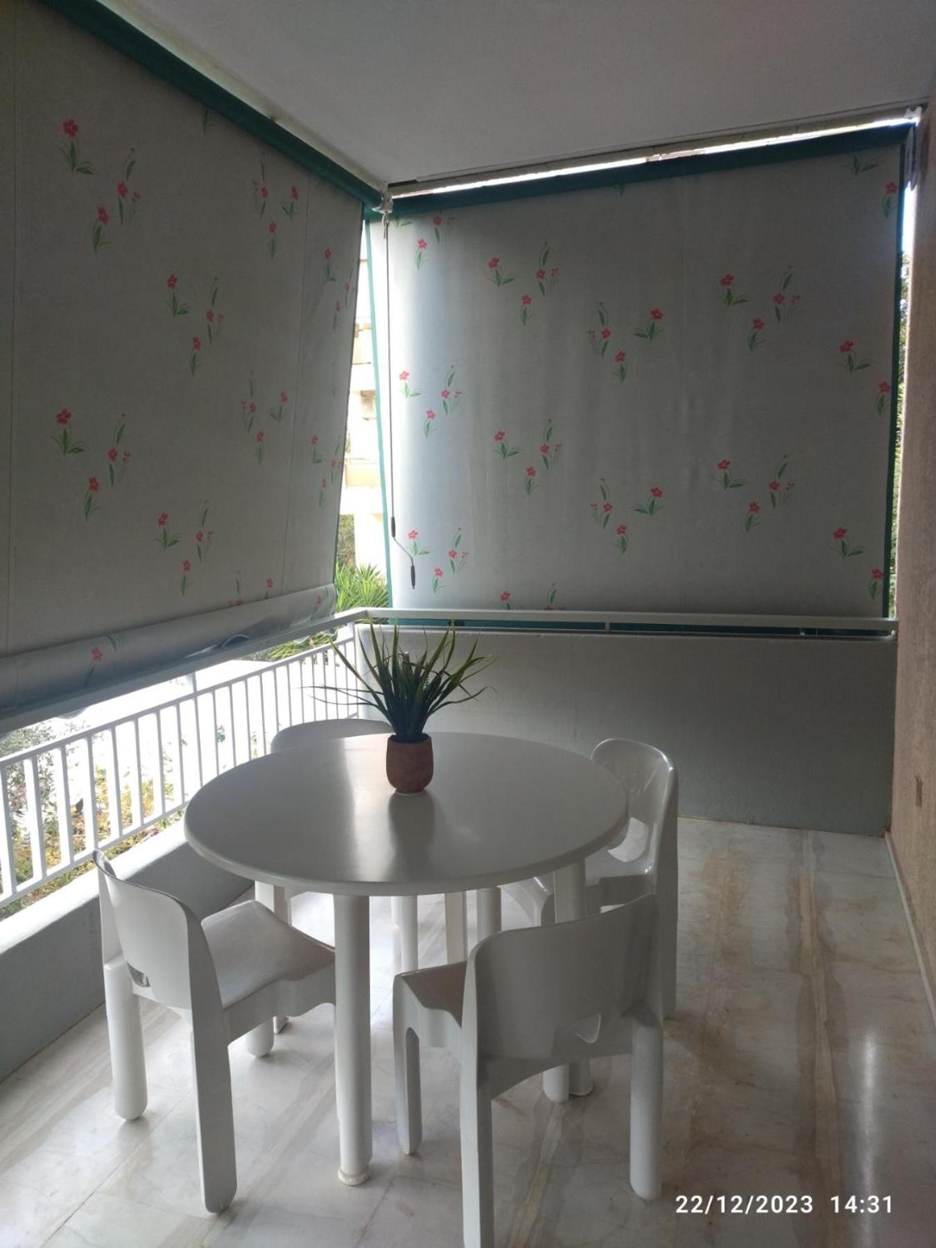 Swan Paradise Glyfada Apartment Aten Exteriör bild